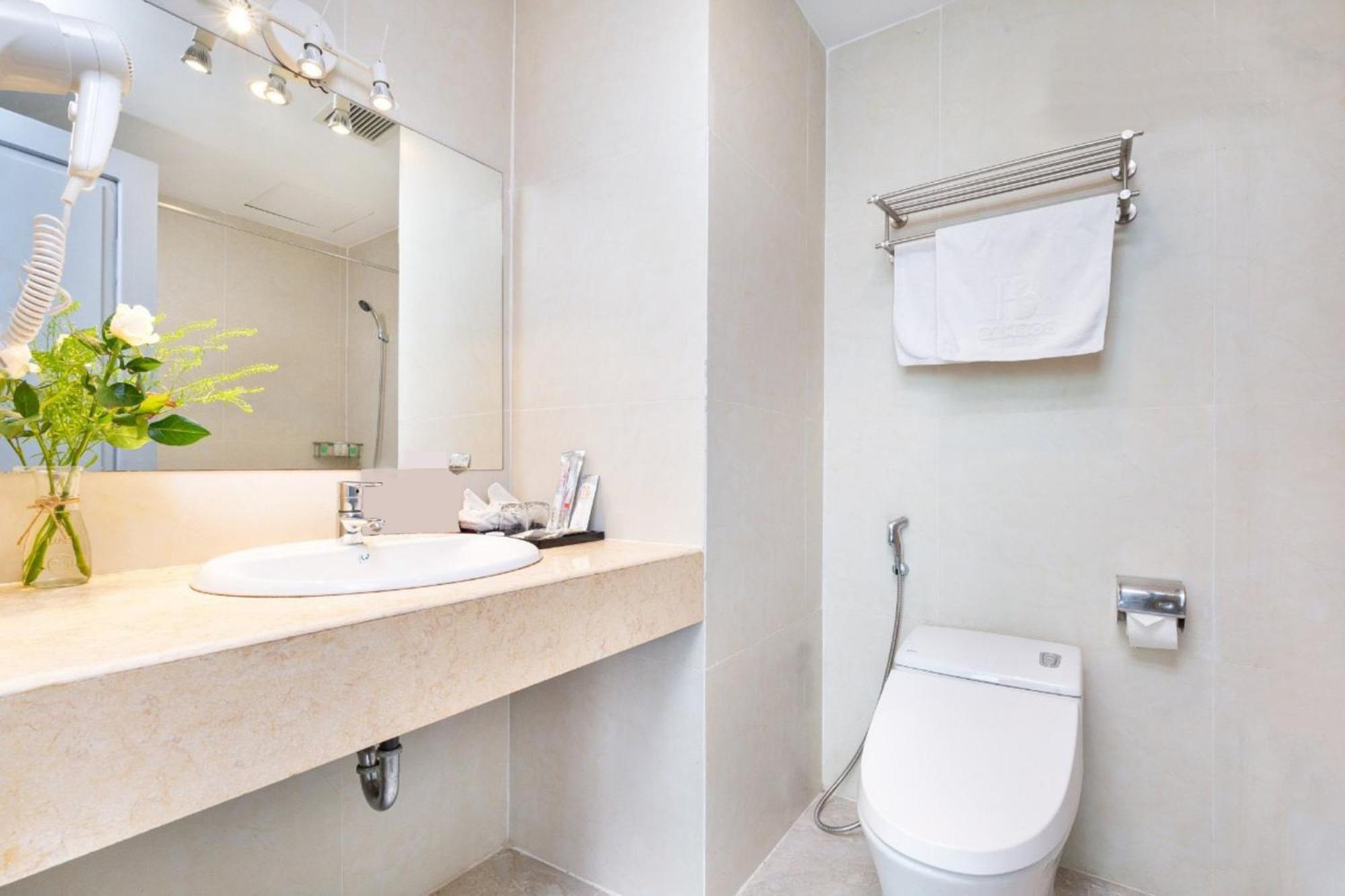 Khach San Bamboo Sai Gon Otel Ho Şi Min Dış mekan fotoğraf